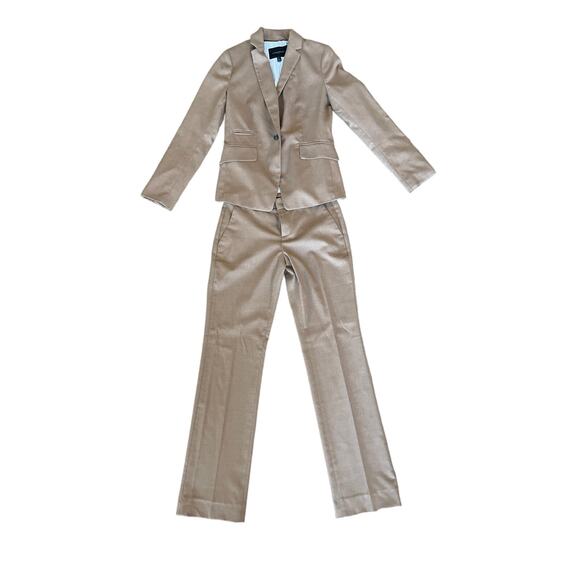 Women’s Banana Republic Blazer and Matching Pant Suit in Camel Brown (2/0) - Picture 2 of 9